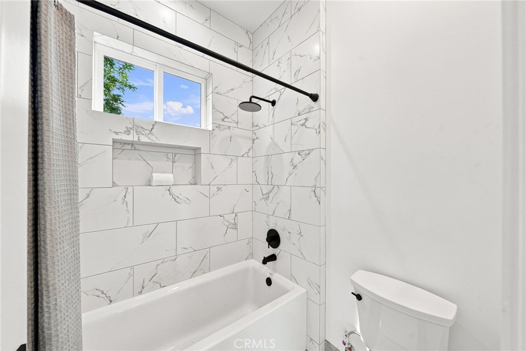 738 California Property Photo 24