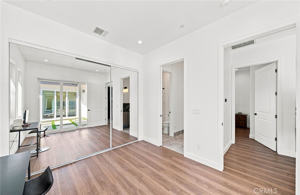 738 California Property Photo 26