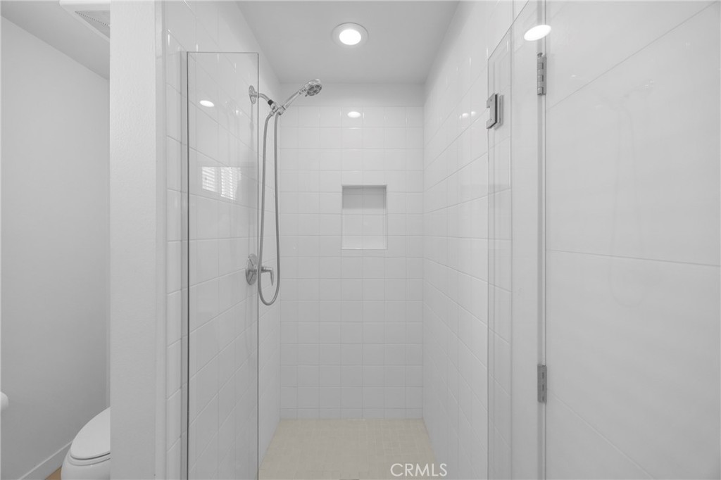 8061 Ackerman Property Photo 31