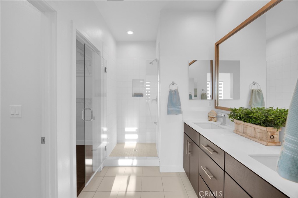 8061 Ackerman Property Photo 37