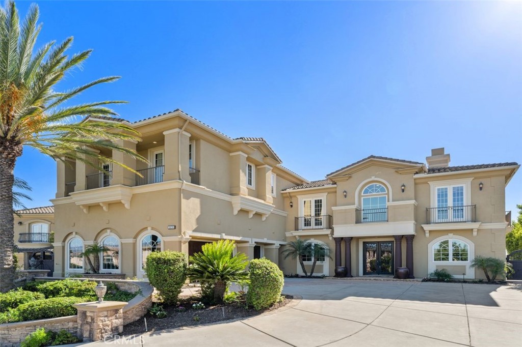 1159 S Pointe Premier Property Photo