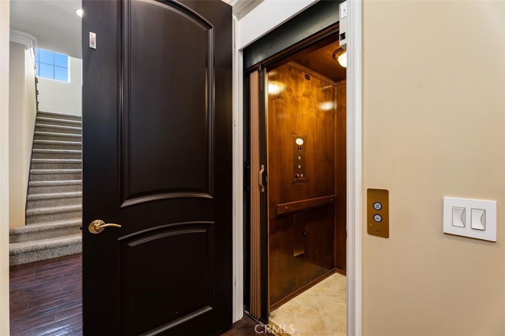 1159 S Pointe Premier Property Photo 20