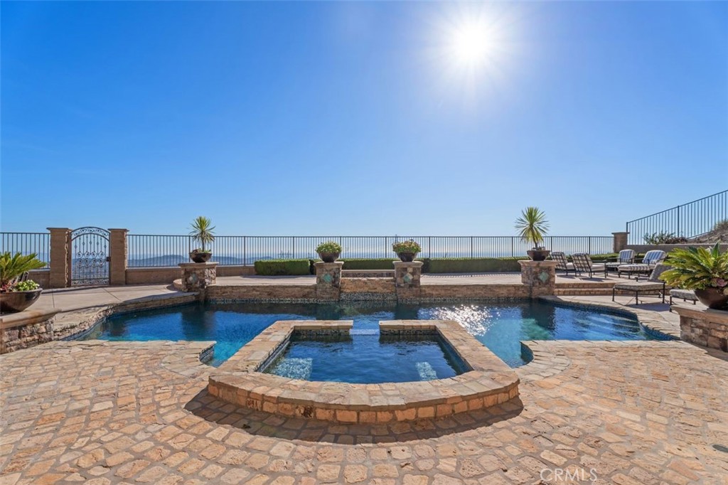 1159 S Pointe Premier Property Photo 34
