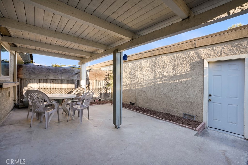 5165 Dover Property Photo 14