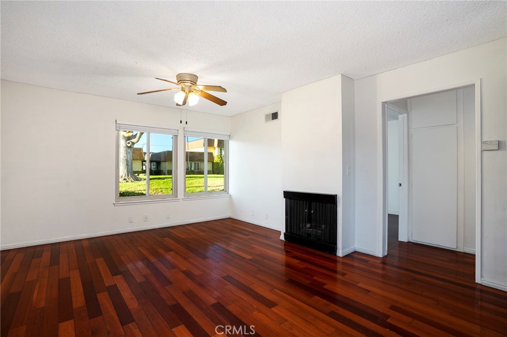 5165 Dover Property Photo 20