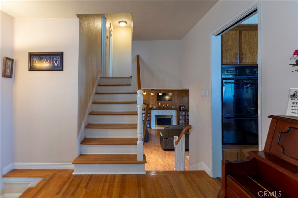 12041 Mayes Drive Property Photo 15
