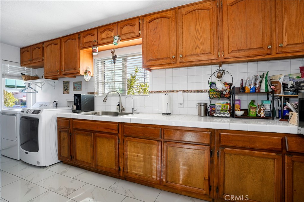 428 Findlay Avenue Property Photo 4