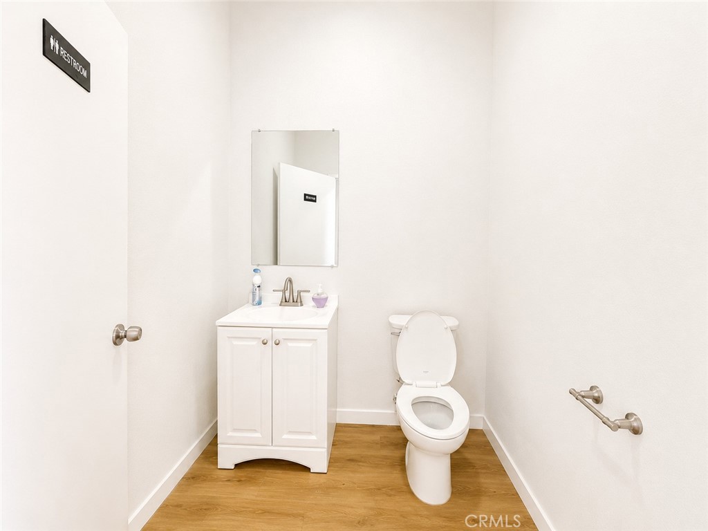 9706 Alondra Boulevard 203 Property Photo 14