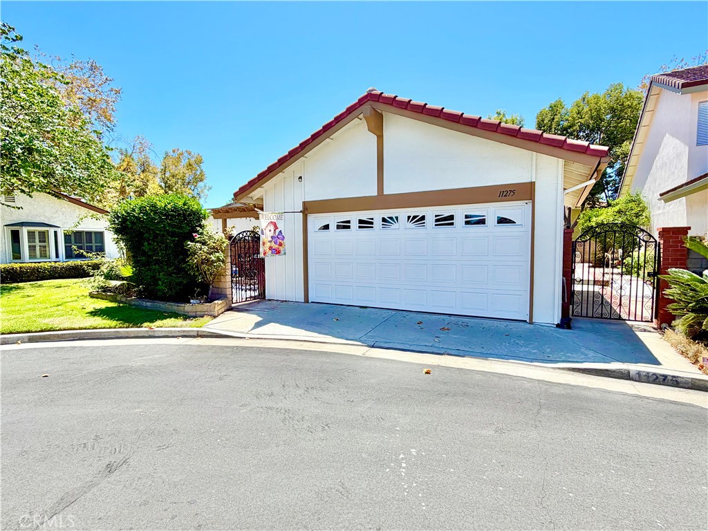 11275 Lowell Court Property Photo 1