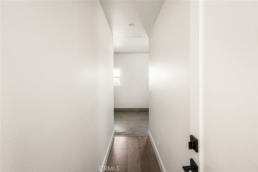1209 E Walnut Property Photo 47
