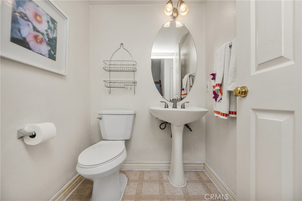 1038 S Cascade Lane Property Photo 23