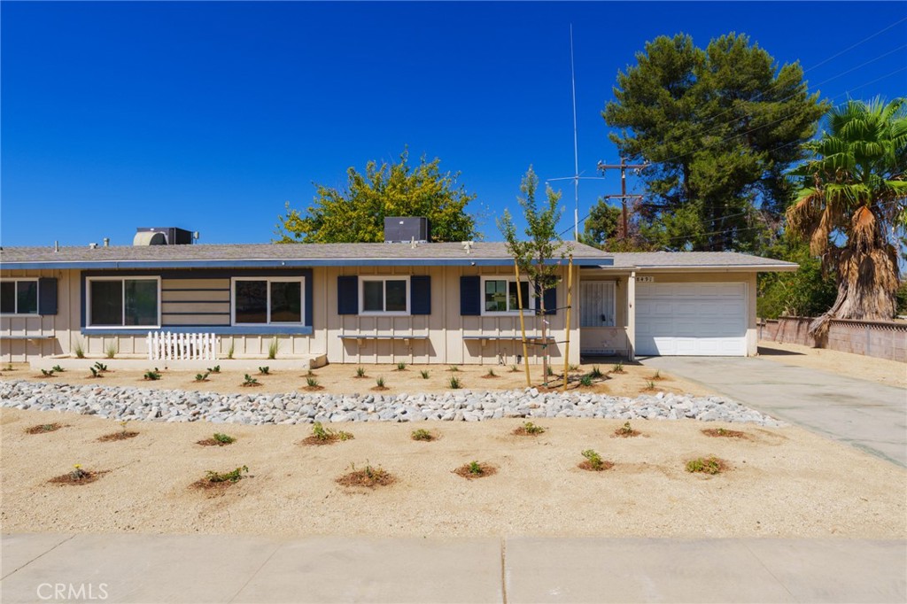 28491 Bradley Road Property Photo 4