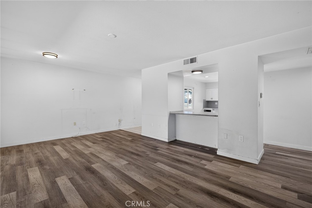 28491 Bradley Road Property Photo 6
