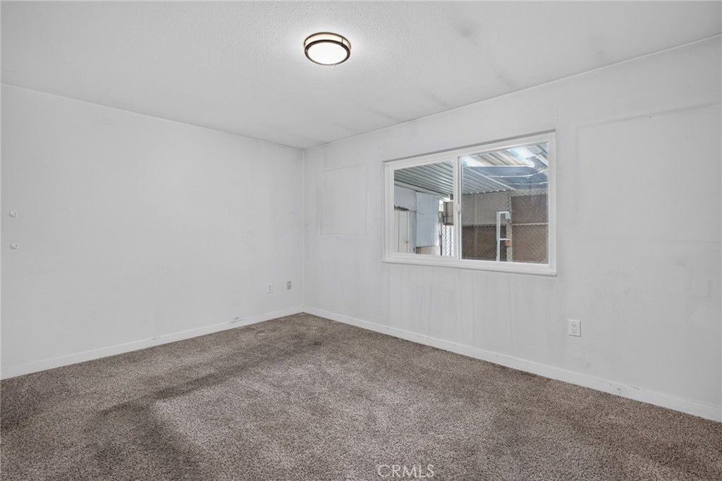 28491 Bradley Road Property Photo 9