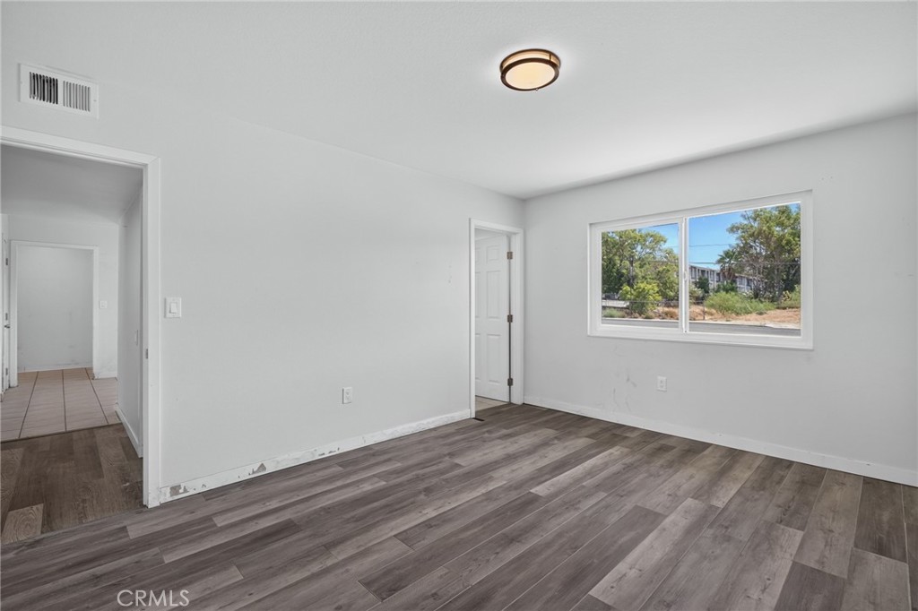 28491 Bradley Road Property Photo 13