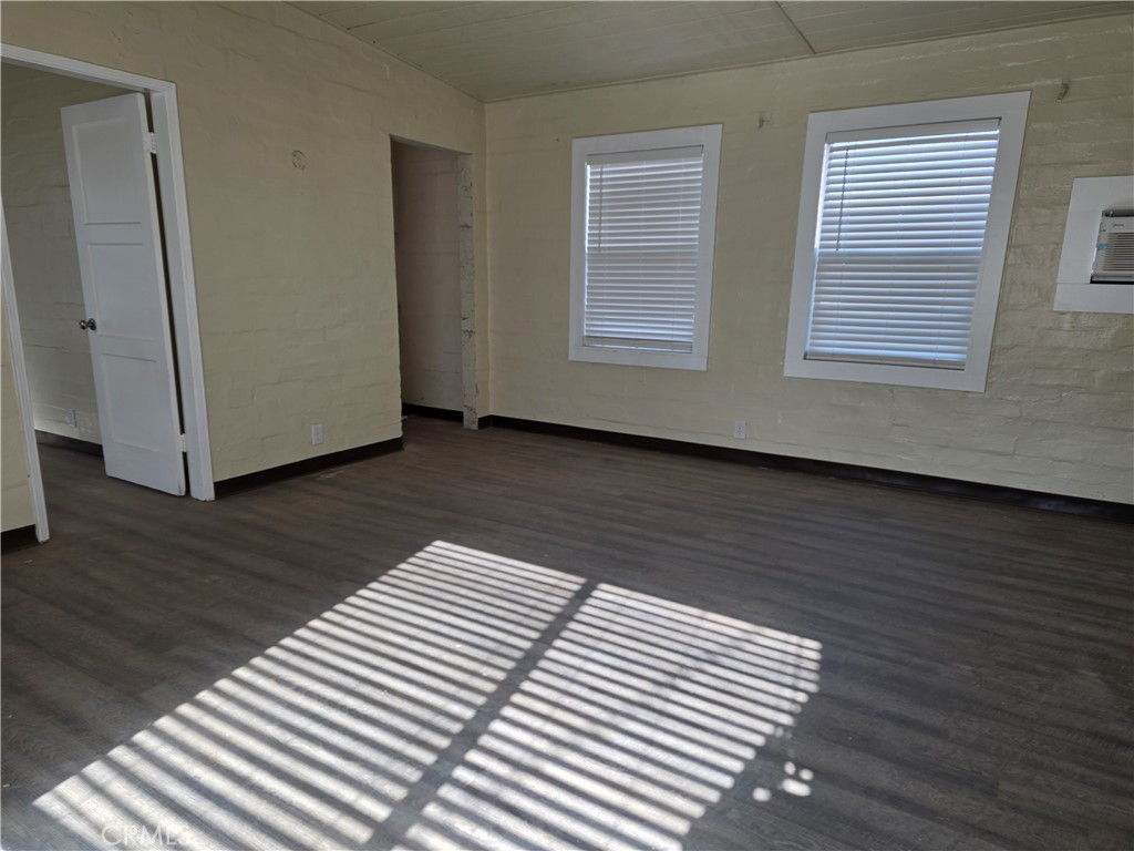 10090 Eddystone Property Photo 2
