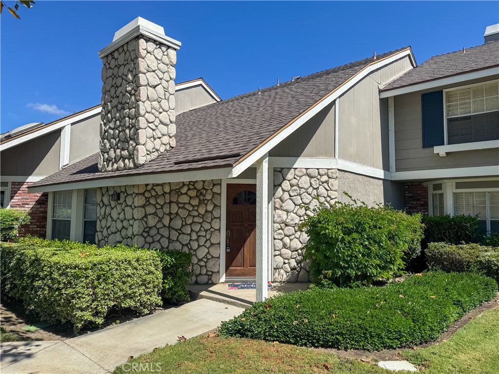 16 Prescott Property Photo 1