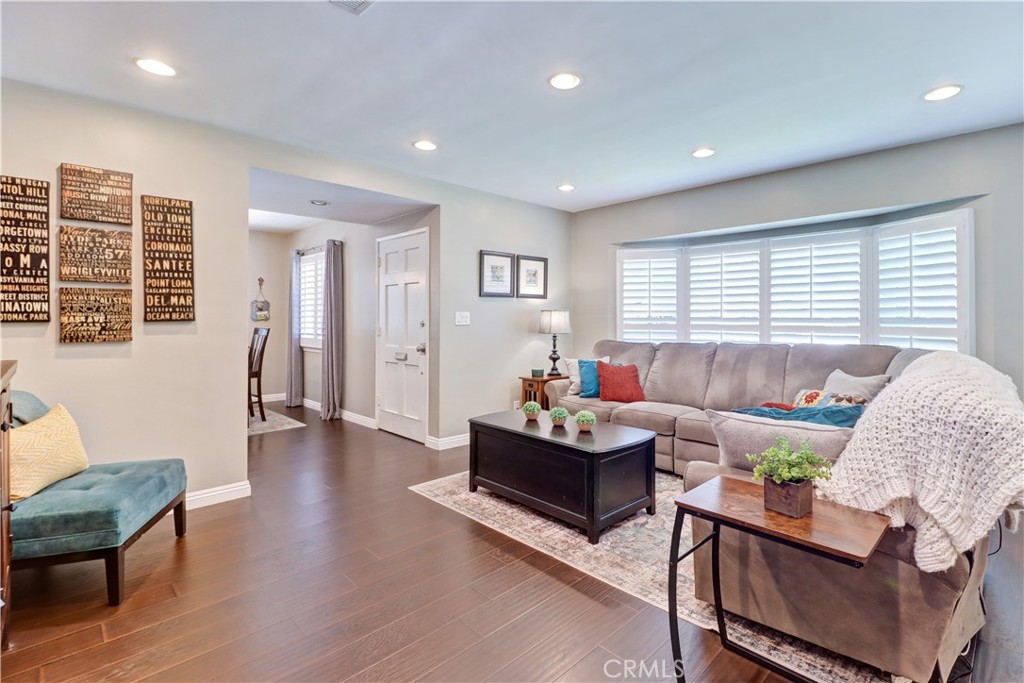 6032 Freckles Road Property Photo 11