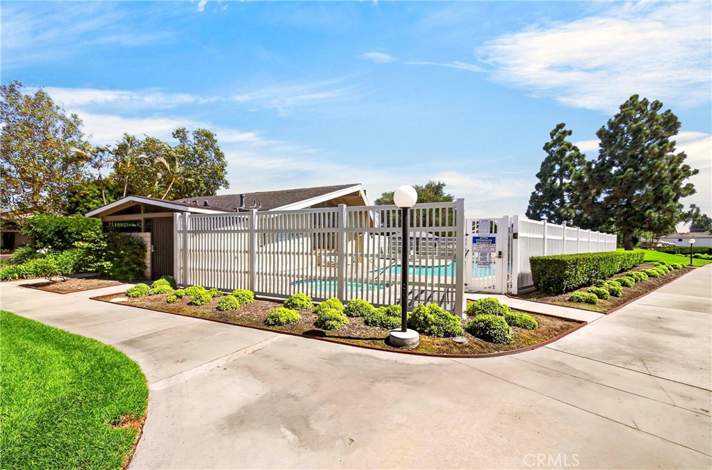 12114 Stonegate Lane Property Photo 40