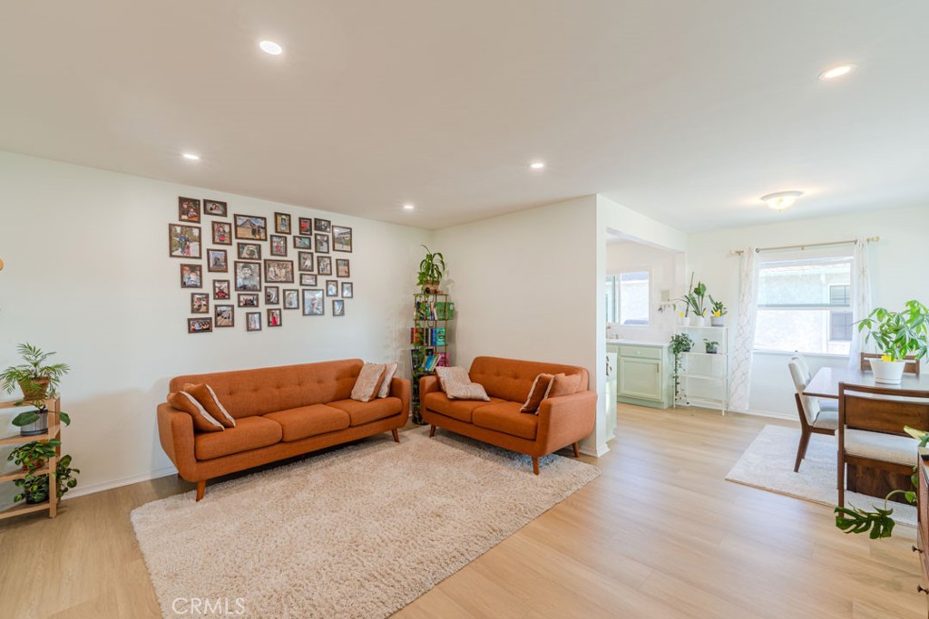 4344 Gondar Property Photo 8