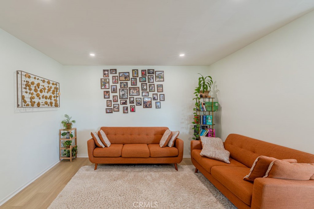 4344 Gondar Property Photo 10