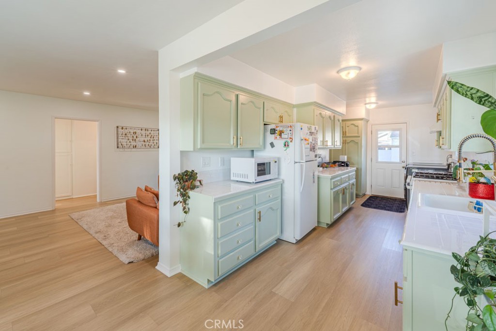 4344 Gondar Property Photo 17