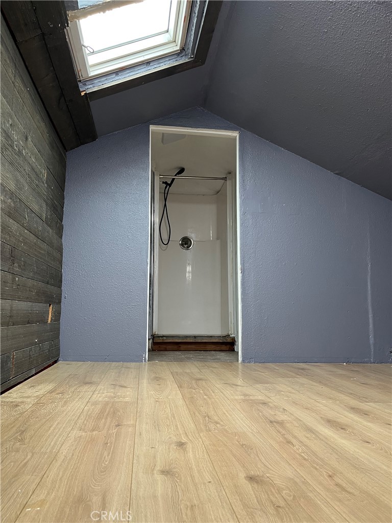 21062 Larchmont Property Photo 16