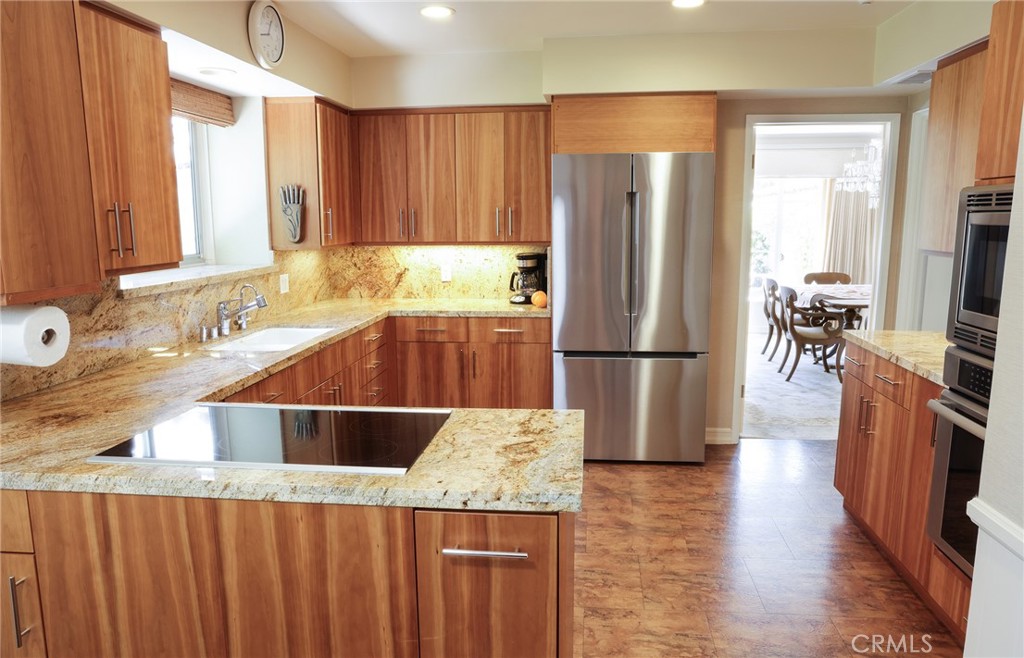 10781 Lindbrook Property Photo 12