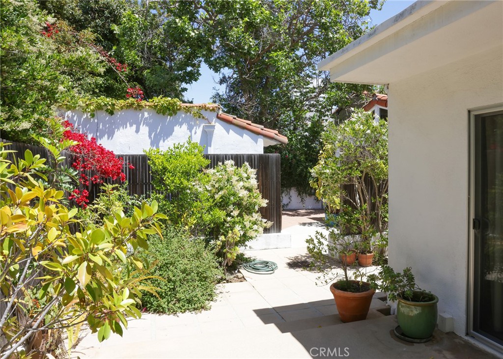 10781 Lindbrook Property Photo 34