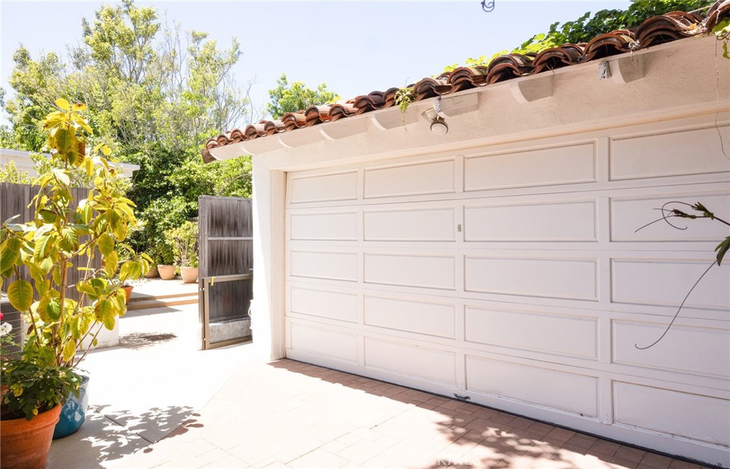 10781 Lindbrook Property Photo 35