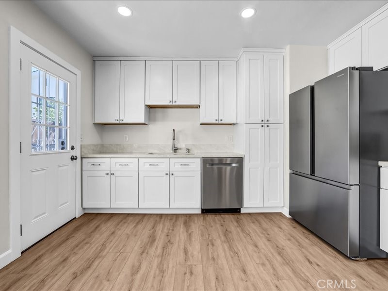 11822 Rialto Property Photo 9