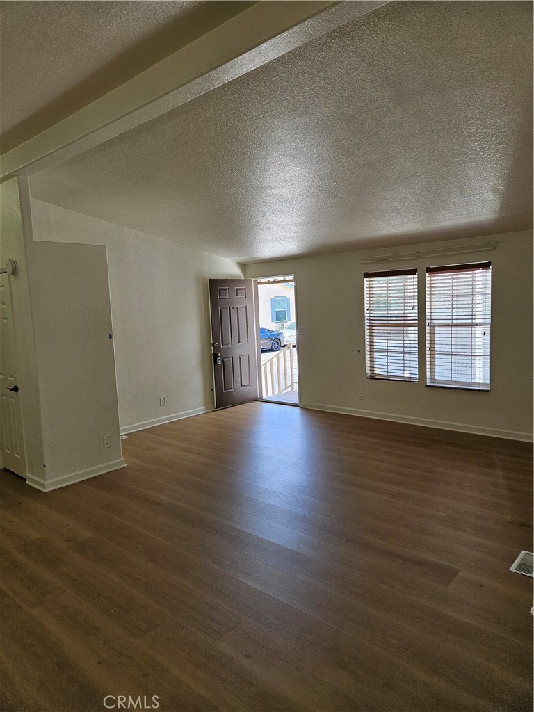 200 N Grand Avenue 53 Property Photo 5