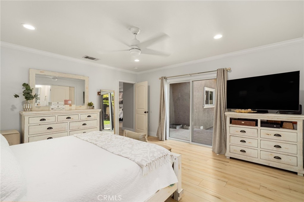 14651 Carnell Property Photo 18