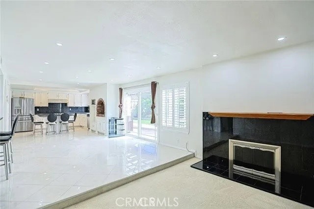 14512 Southfield Property Photo 9