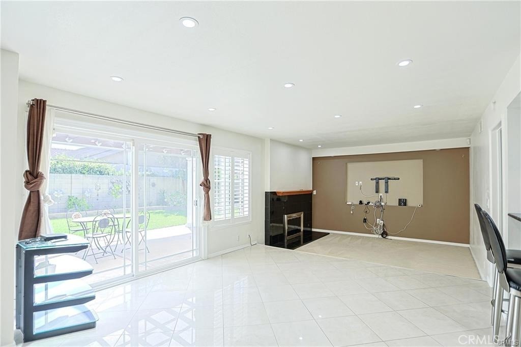 14512 Southfield Property Photo 10