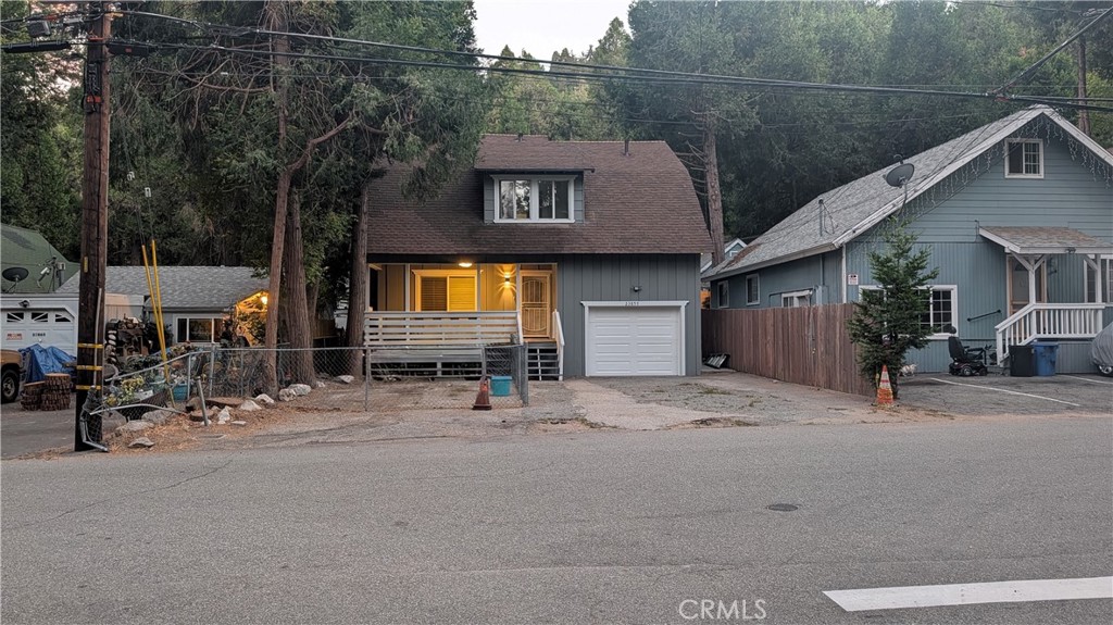 23855 Straight Property Photo