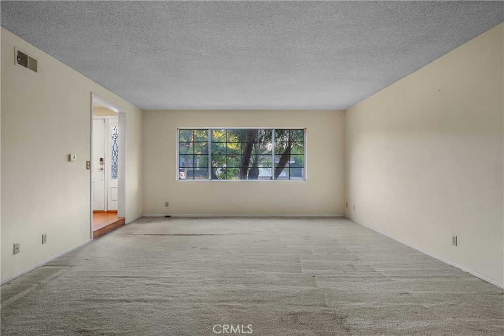 3141 E Palmyra Avenue Property Photo 14