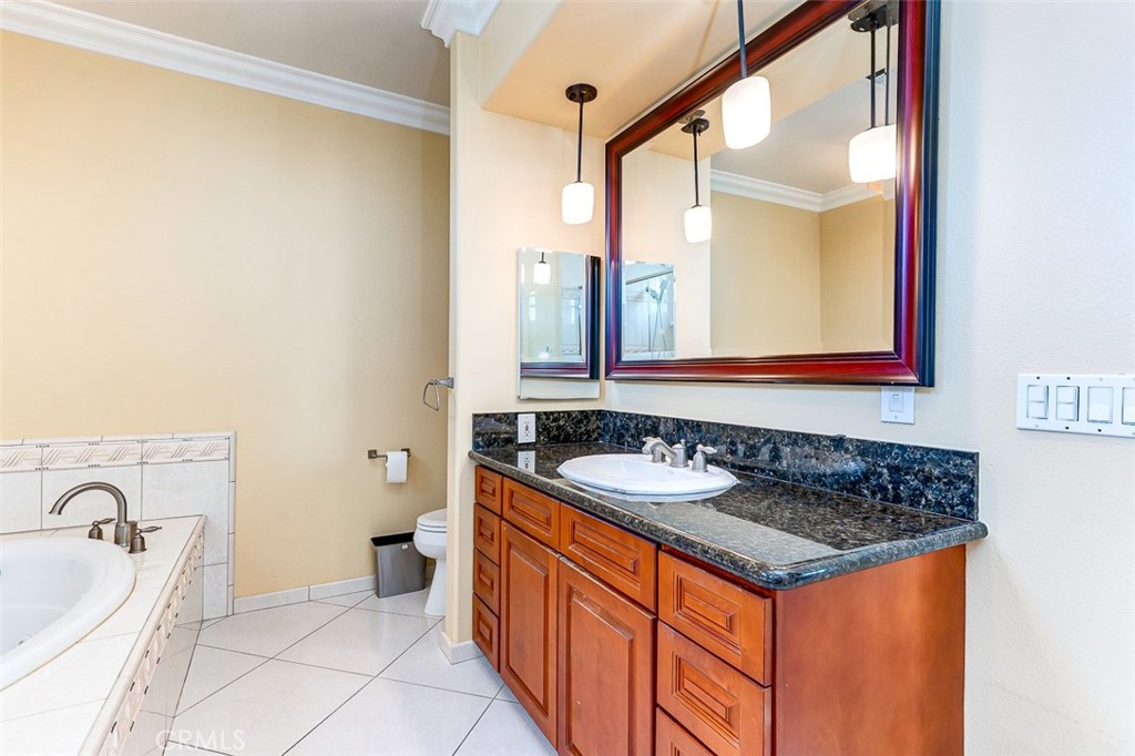 4326 Clara St. Property Photo 15