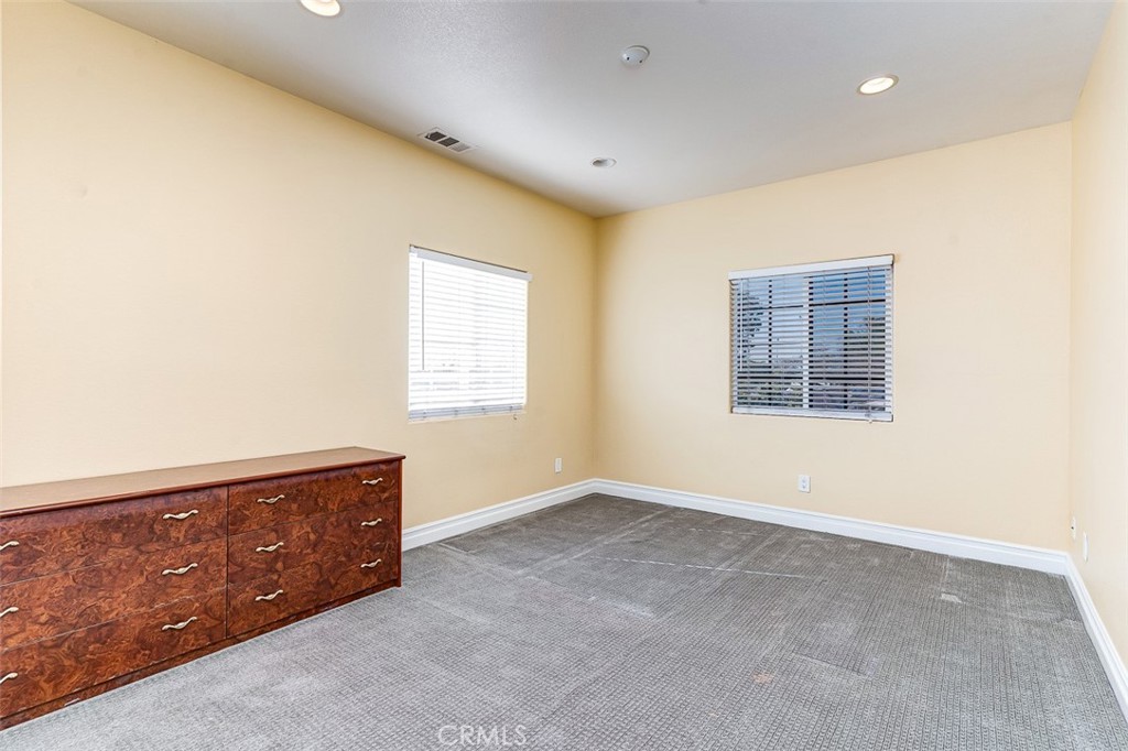 4326 Clara St. Property Photo 19