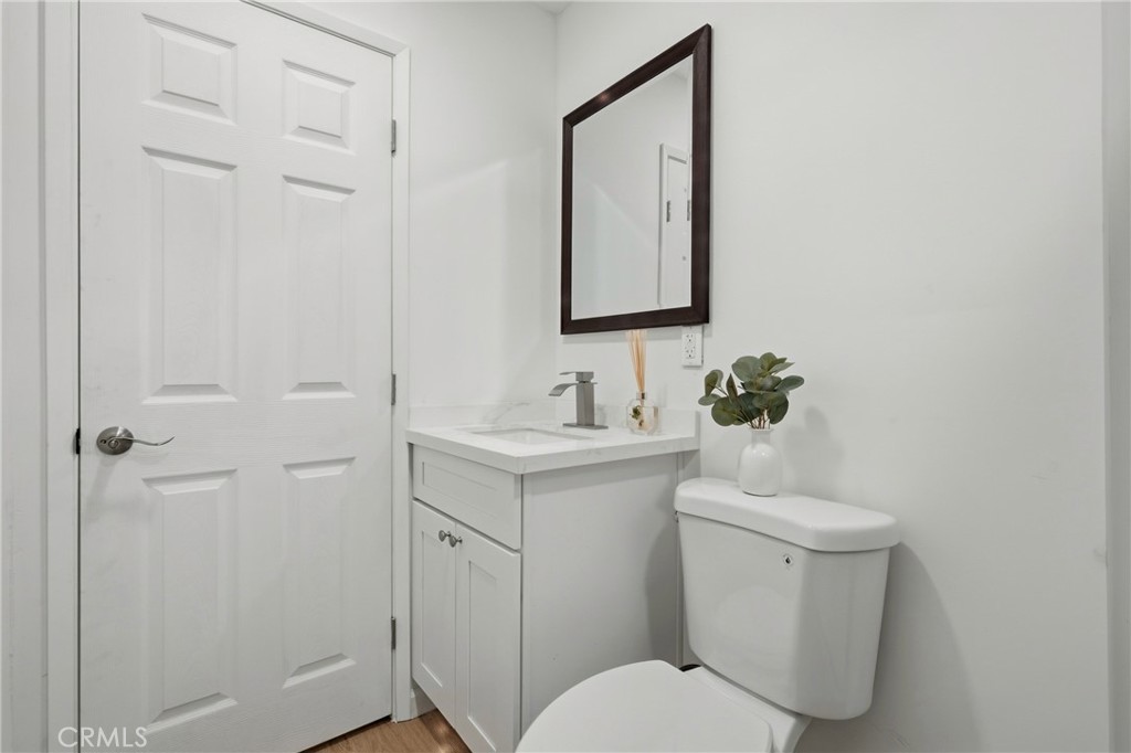 2065 W Orange Grove Property Photo 13