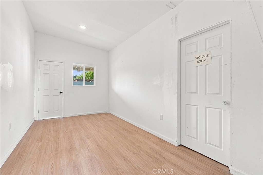 2065 W Orange Grove Property Photo 27