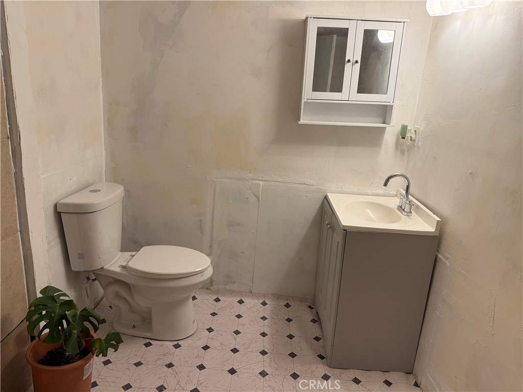 2065 W Orange Grove Property Photo 28