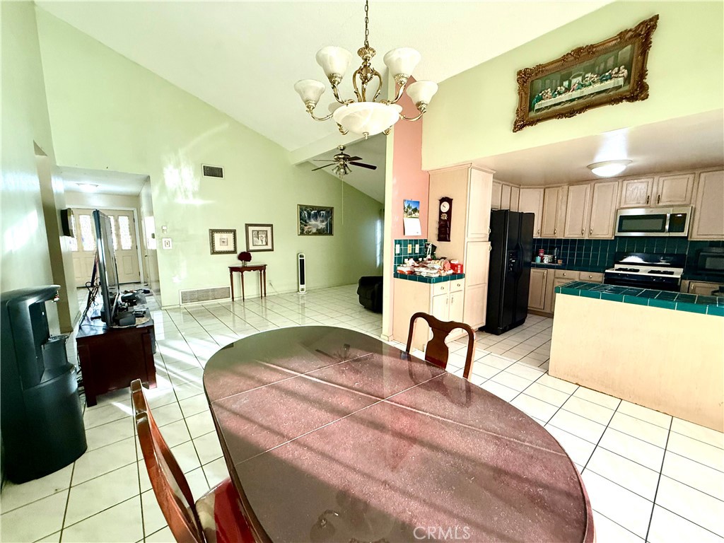 19115 Wiersma Property Photo 19
