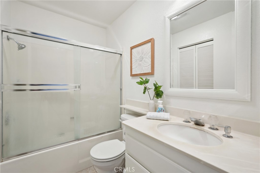 22230 S Vermont Avenue 102b Property Photo 8
