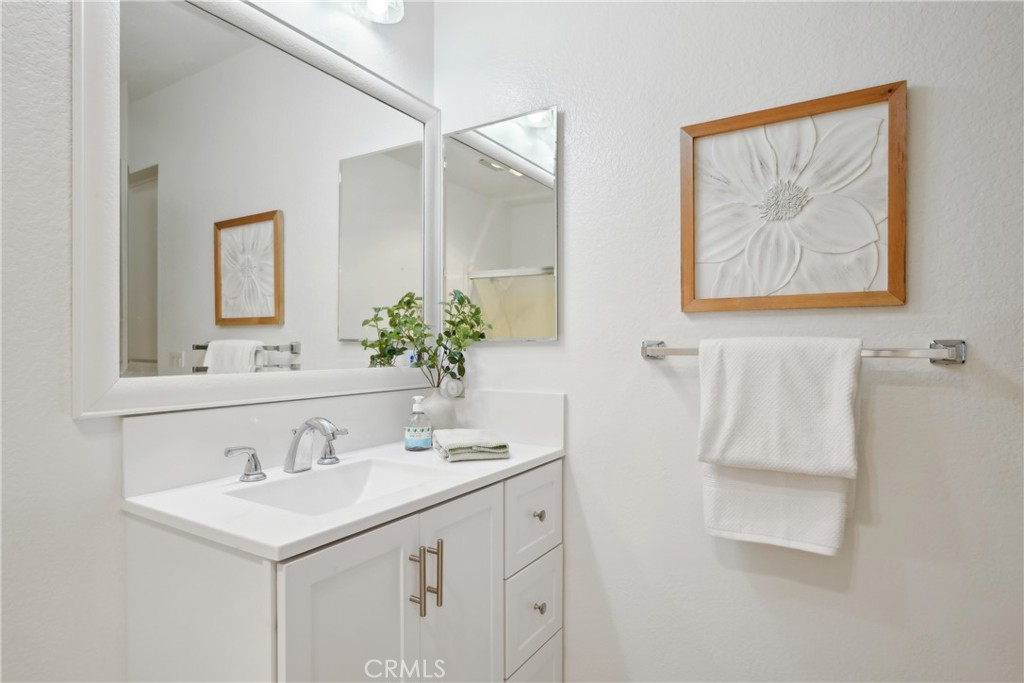 22230 S Vermont Avenue 102b Property Photo 22