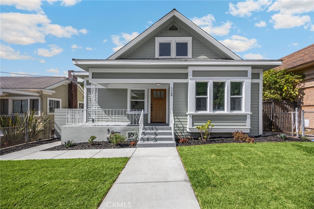 724 Solano Property Photo