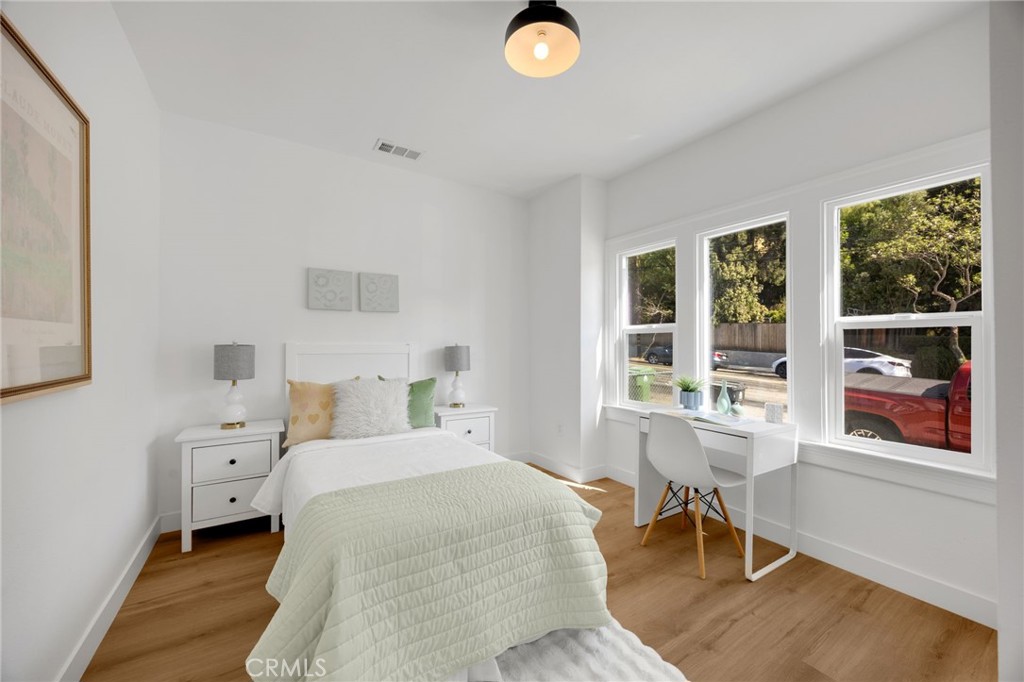 724 Solano Property Photo 15