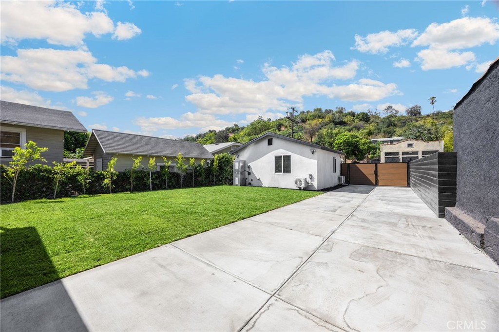 724 Solano Property Photo 37