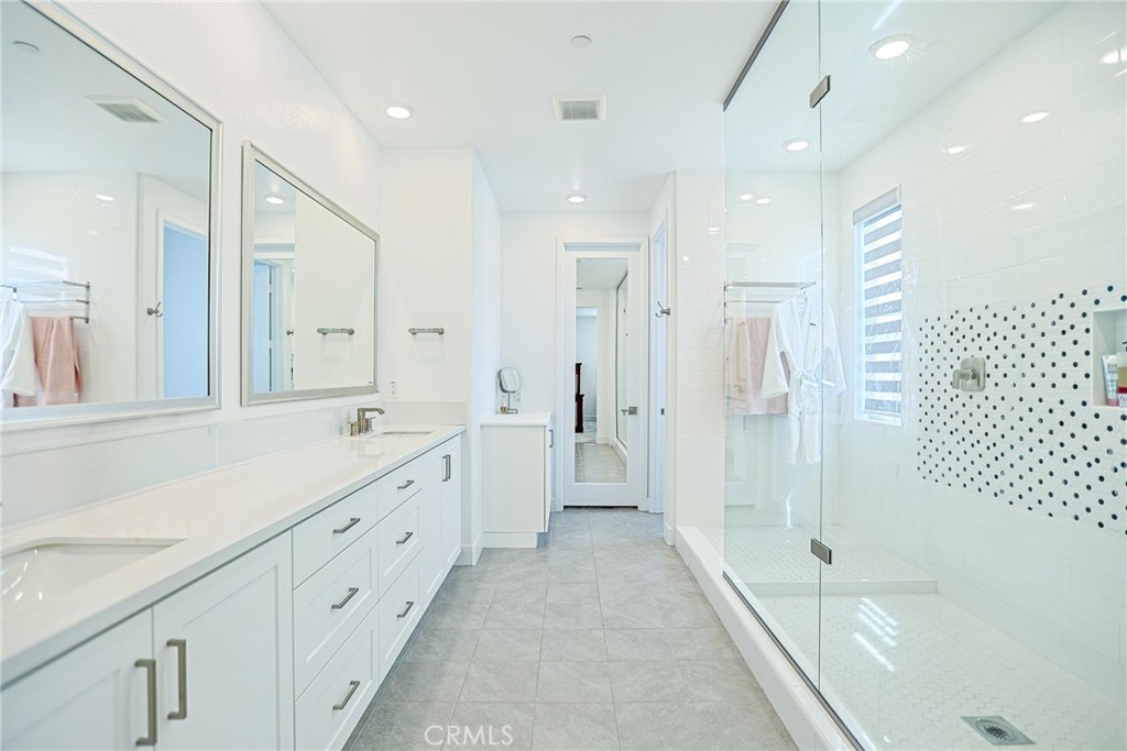 9622 Gisler Drive Property Photo 14