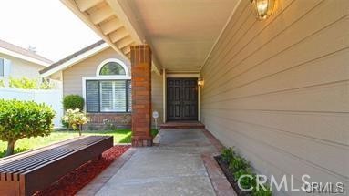 7310 E La Cumbre Property Photo 2